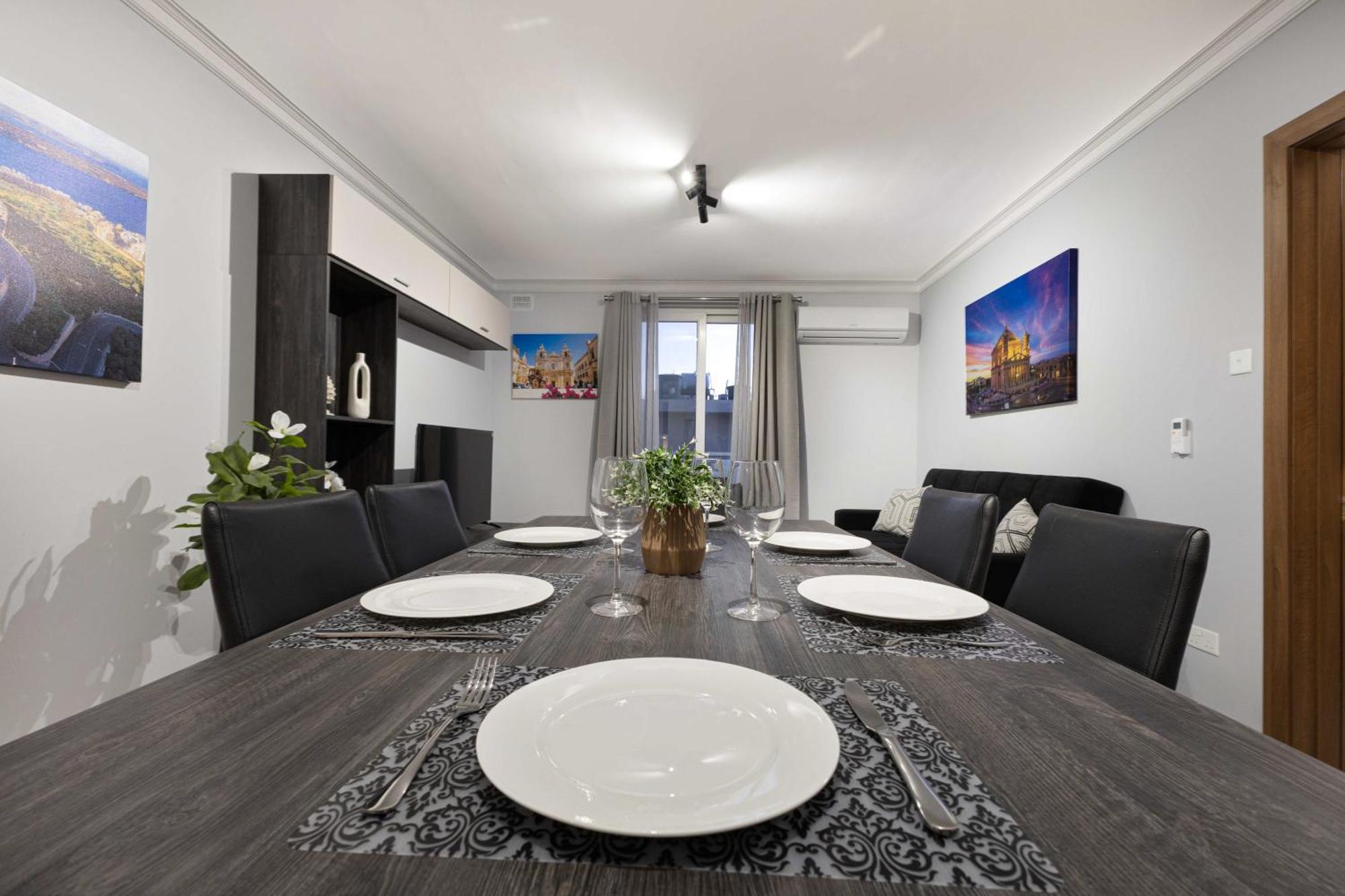 Luxurious & Spacious 2Bd Accomodation At The Podium - Yacht Marina Area, Close To Valletta Msida Exterior photo
